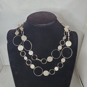 Vetta Silver Textured Disc & Open Link Necklace